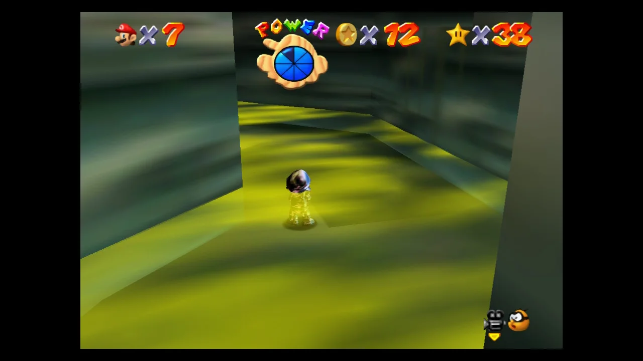 Super Mario 64 - 5. A-Maze-ing Emergency Exit - Hazy Maze Cave 4.